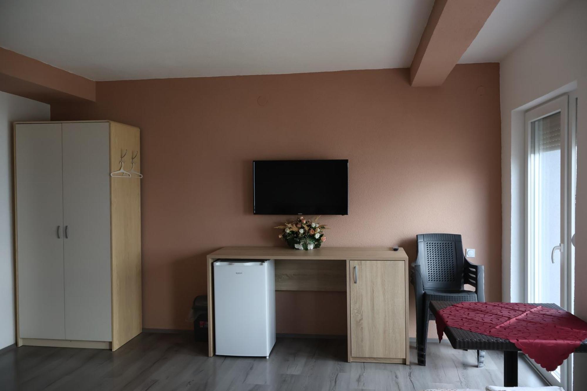 Ajkoski Apartments Peštani Zewnętrze zdjęcie